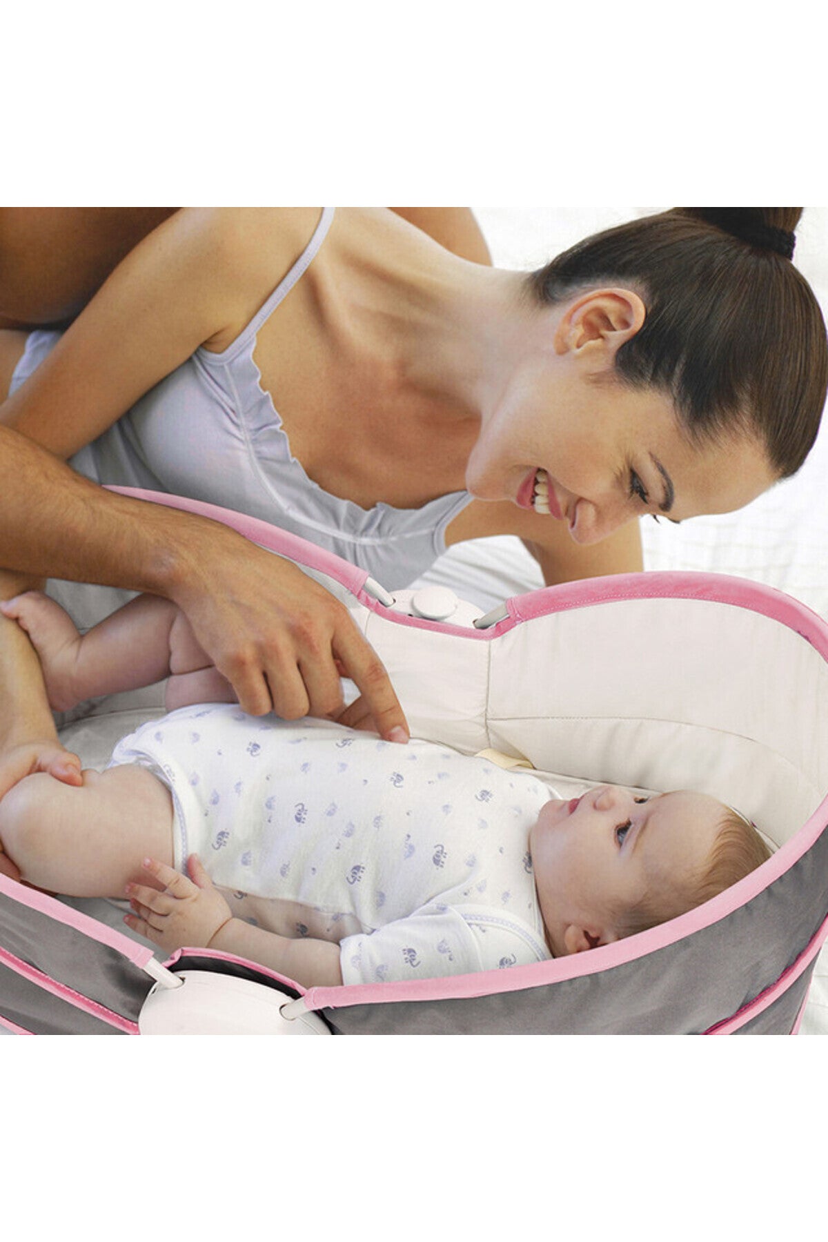 Teknum 5-in-1 Cozy Rocker Bassinet w/ Awning & Mosquito net- Pink