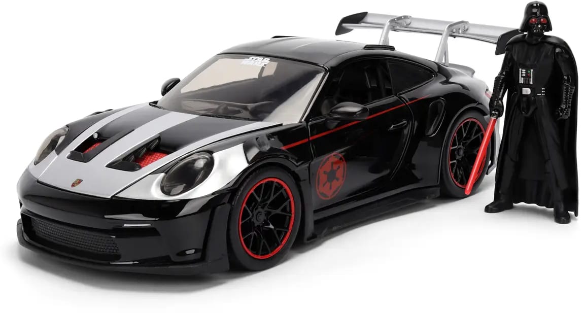 بورش 911 GT3 RS دارث فيدر – سيارة مجسمة بتفاصيل حقيقية