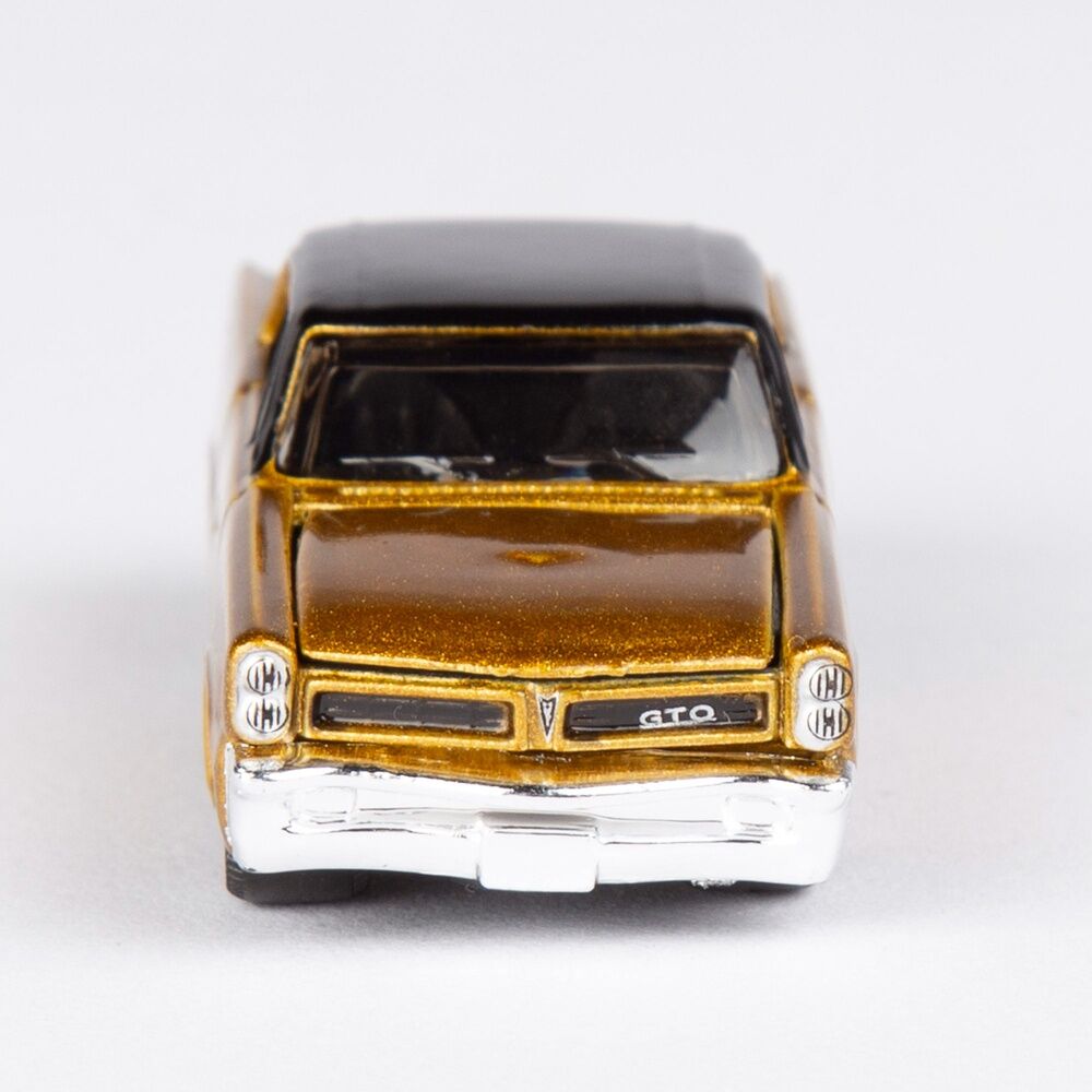BBURAGO- VINTAGE COLLECTION (1:64)