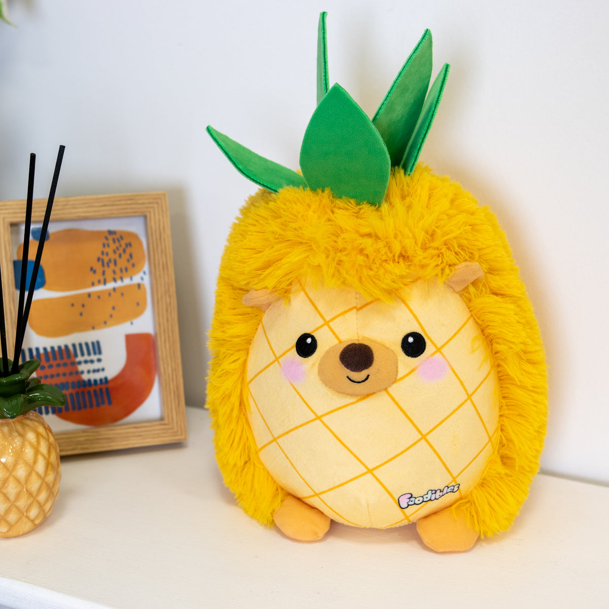 FOODIBLES LARGE SCENTED PLUSHIES - PINEAPPLE HEDGEHOG