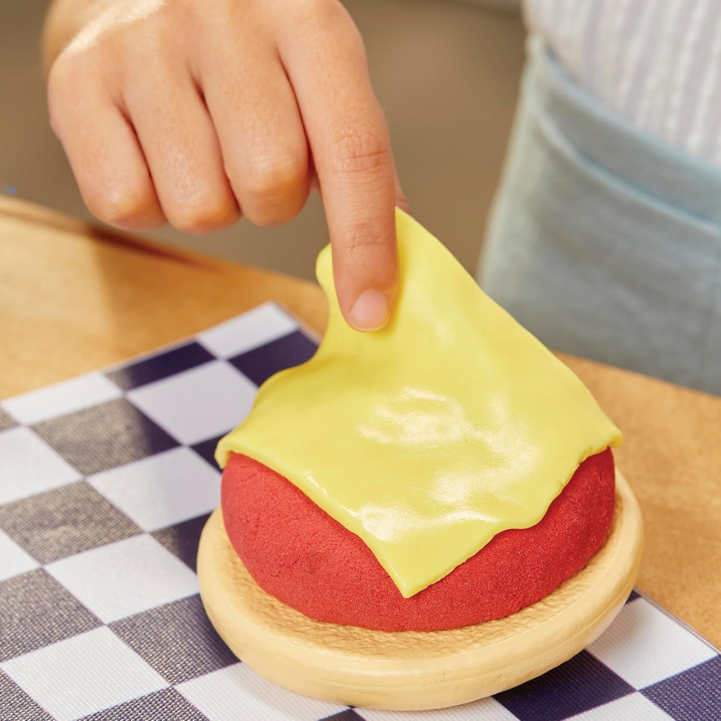 Little Tikes Creative Chefs Cheeseburger & Fries Kit