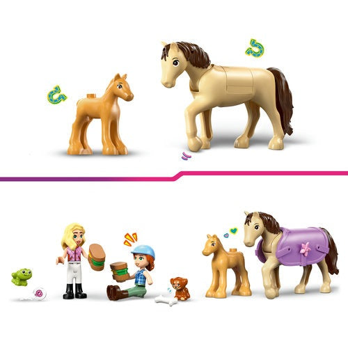 LEGO 42695 Horse and Baby Foal Trailer