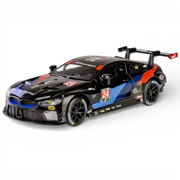 سيارة BMW M8 GTE مصغرة – إثارة السباقات بيدك