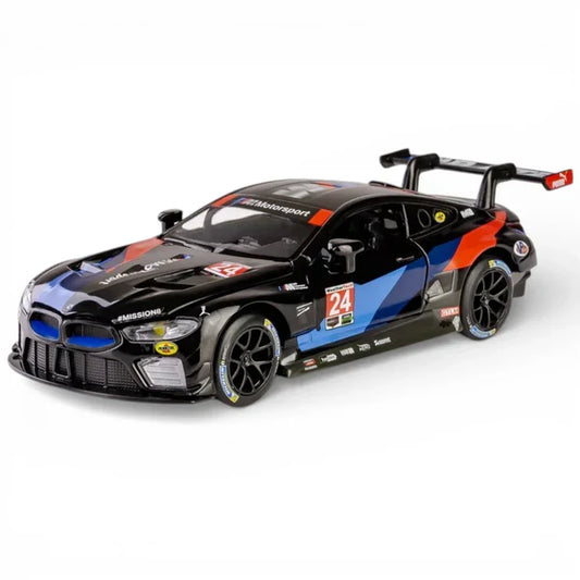 سيارة BMW M8 GTE مصغرة – إثارة السباقات بيدك