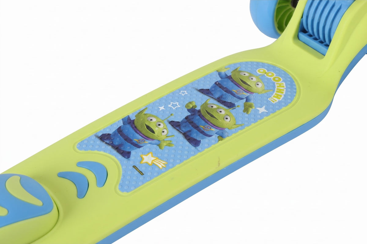 DISNEY- TOY STORY ALIEN (3D) (3 WHEEL FOLDABLE TWIST SCOOTER)