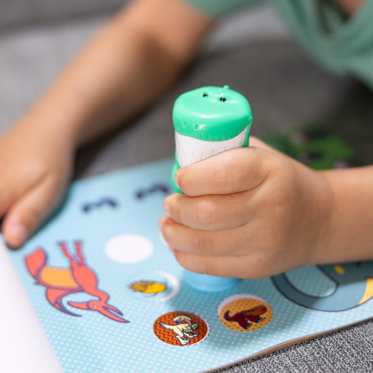 Sticker WOW! Sticker Stamper & Activity Pad - Dinosaur