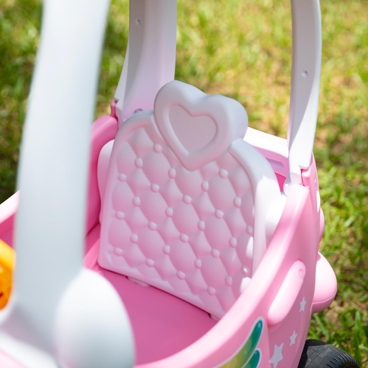 سيارة كوبيه يونيكورن – مغامرة خيالية للصغار