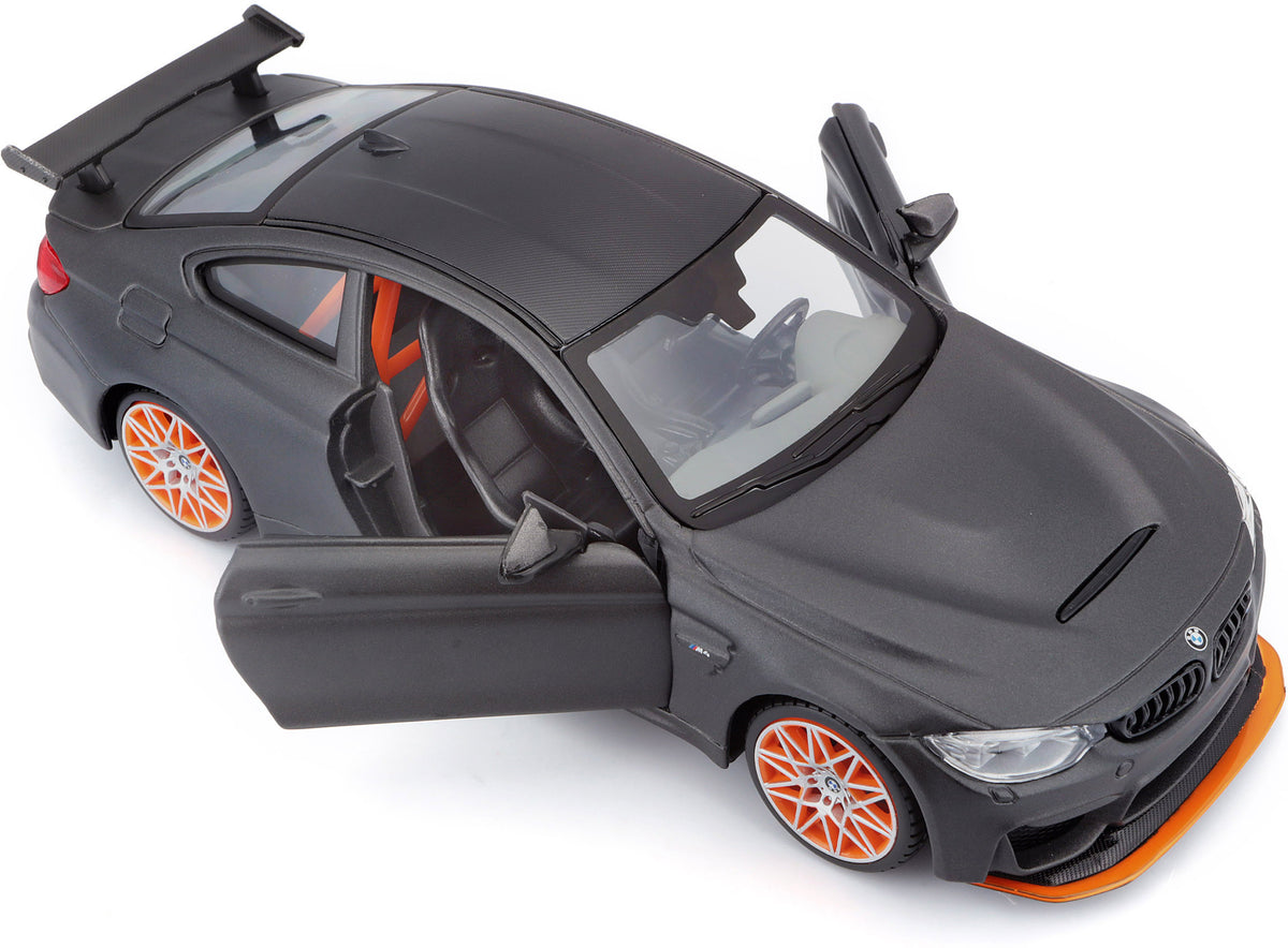 موديل BMW M4 GTS بمقياس 1:24 – تحفة فنية لعشاق السيارات