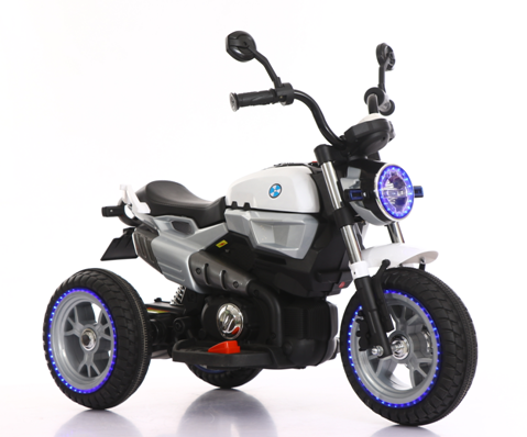 فيرست ستيب دراجة كهربائية ثلاثية للأطفال بتصميم BMW – 12V – أبيض