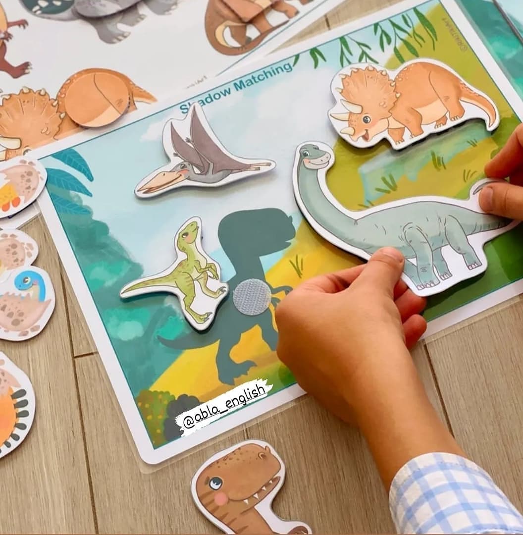 Dinosaur Busy Book 2+