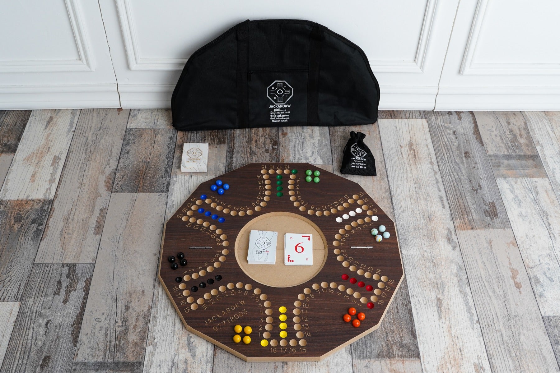 Jackaro Circle Shape Foldable & Numbered Board - 6 Players - Brown