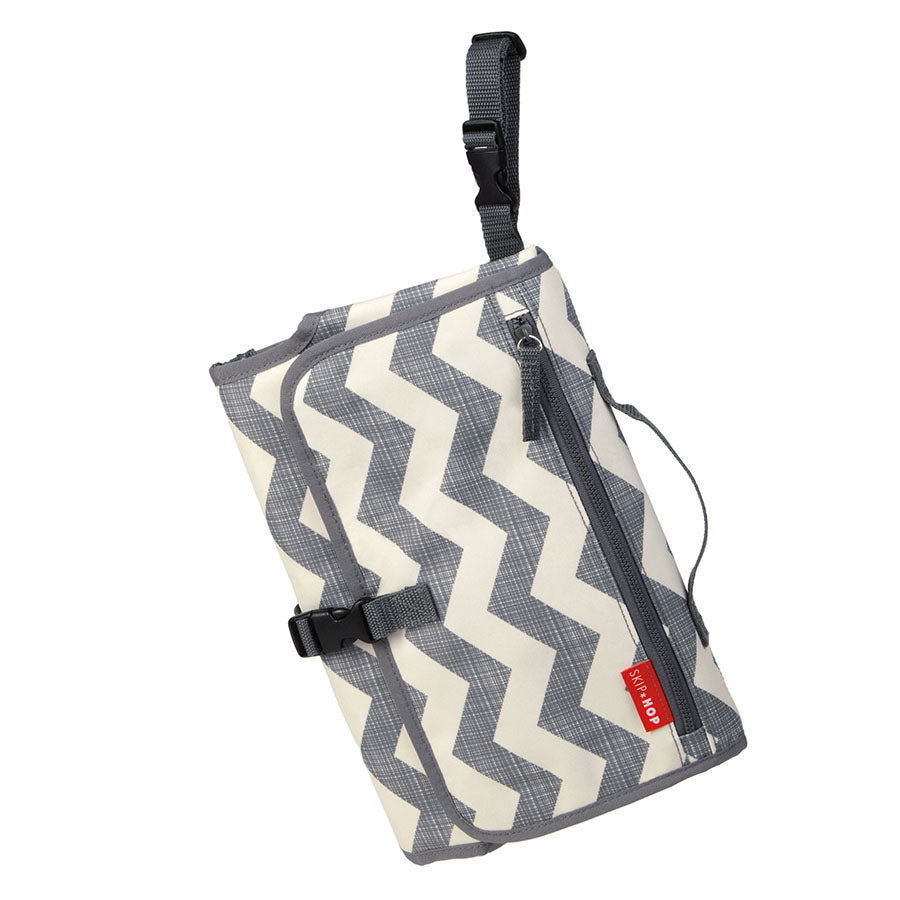 Skip Hop Pronto Changing Station Chevron