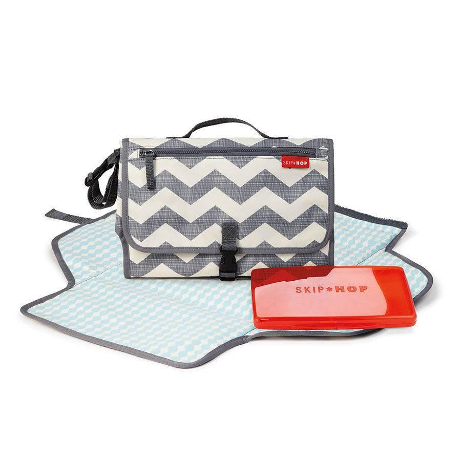 Skip Hop Pronto Changing Station Chevron