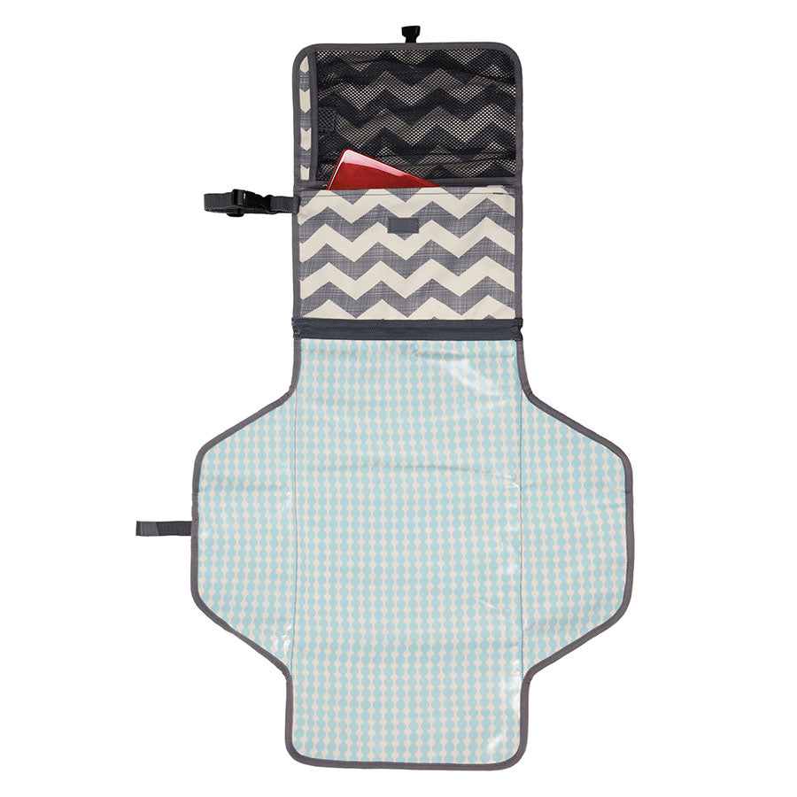 Skip Hop Pronto Changing Station Chevron