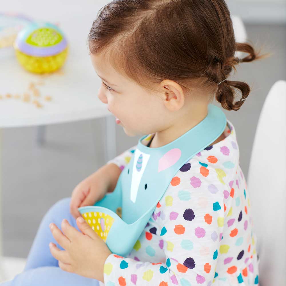 Skip Hop Zoo Fold & Go Silicone Bib Unicorn