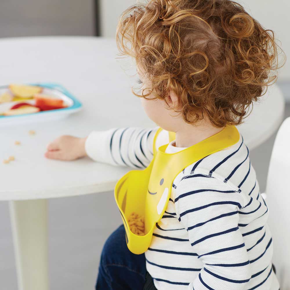 Skip Hop Zoo Fold & Go Silicone Bib Bee