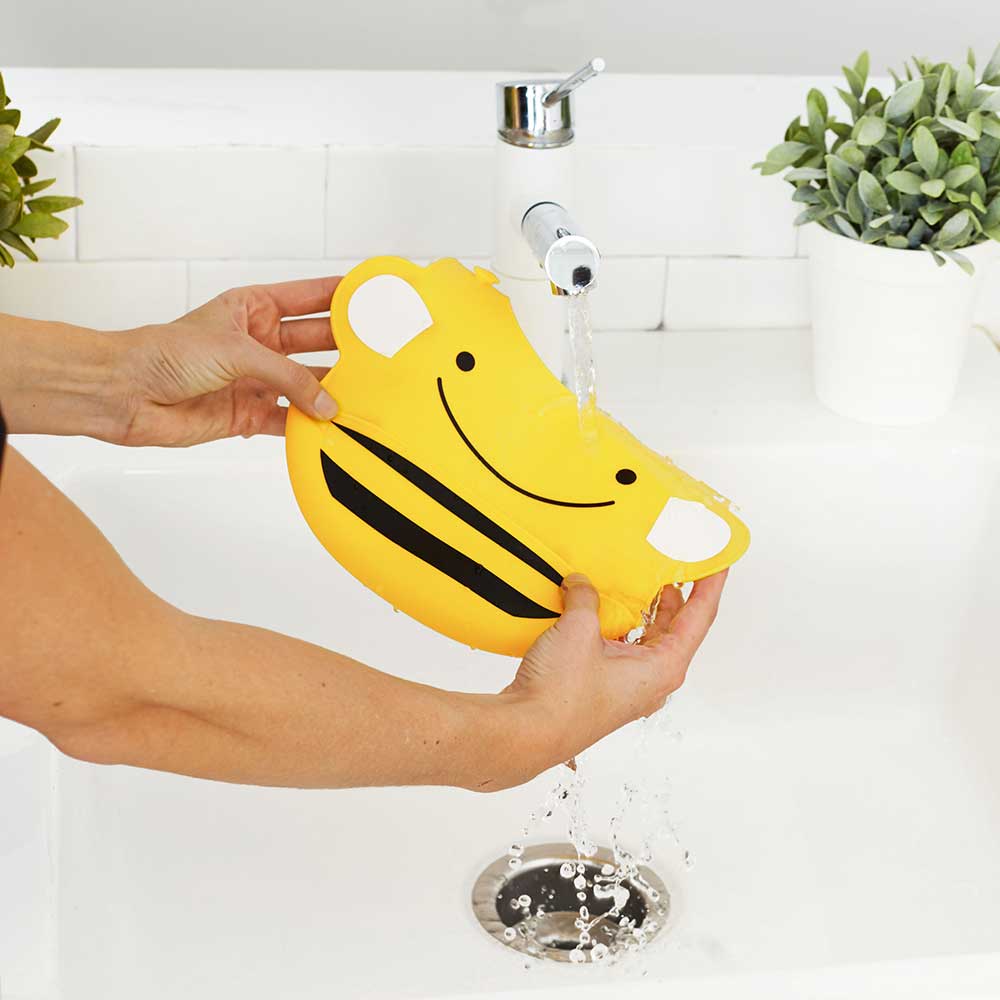 Skip Hop Zoo Fold & Go Silicone Bib Bee