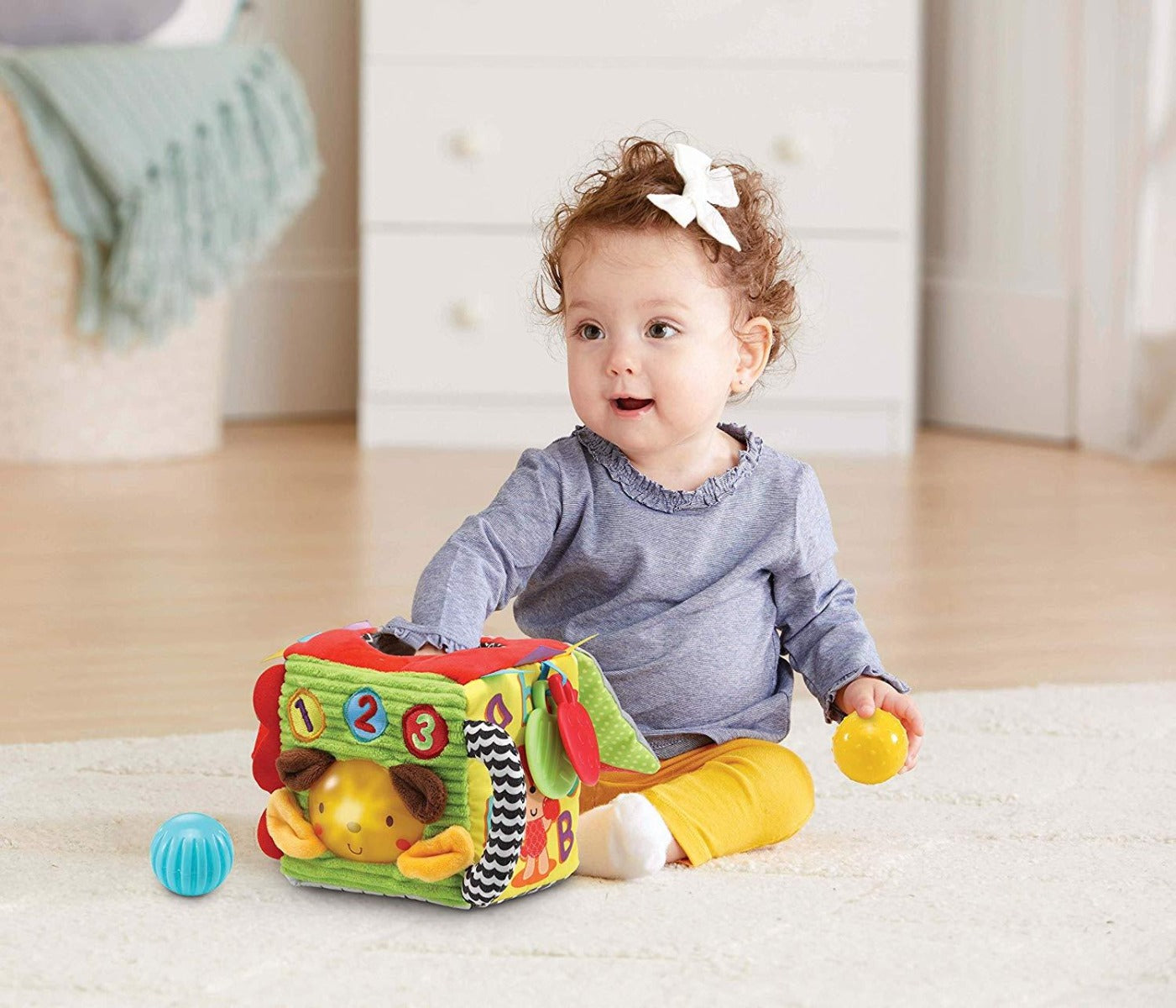 V-Tech - Little Friendlies Discovery Ball Cube