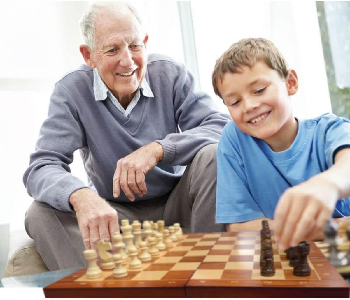 Merchant Ambassador Folding Wood Chess Set